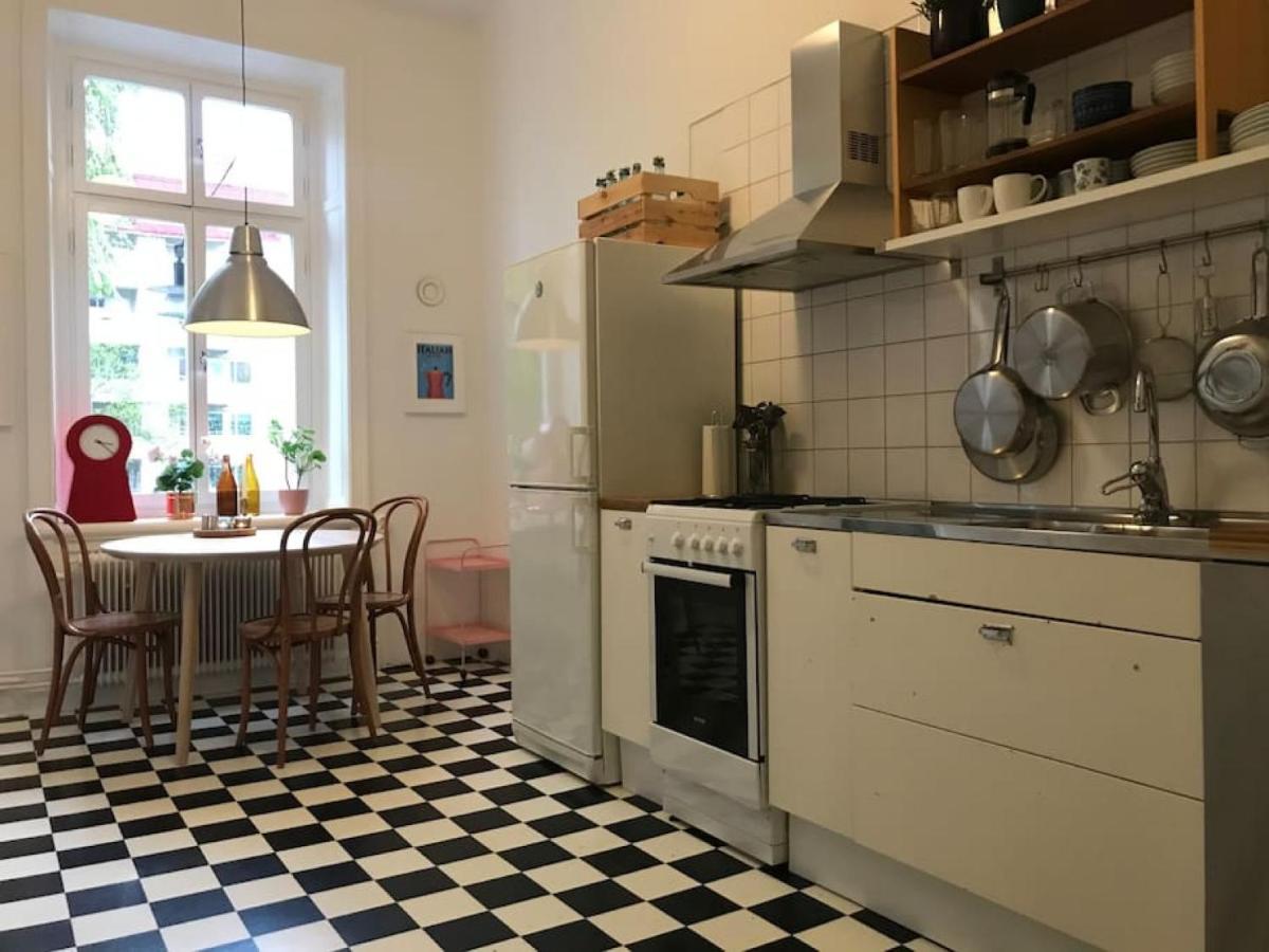 Artistic And Light 2 Room Apartment In Sofo 65Sqm 스톡홀름 외부 사진