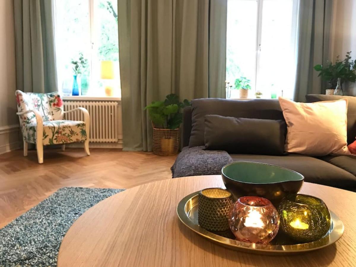 Artistic And Light 2 Room Apartment In Sofo 65Sqm 스톡홀름 외부 사진