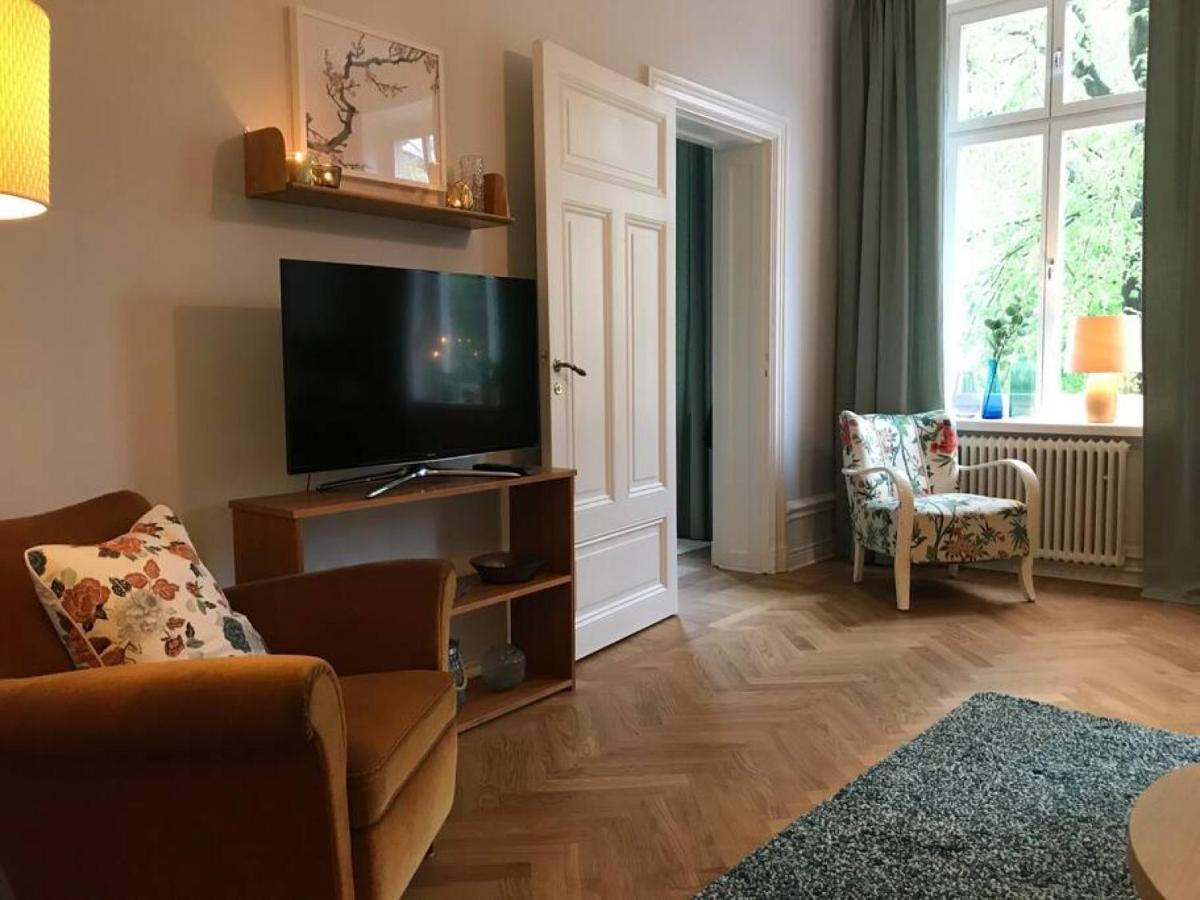 Artistic And Light 2 Room Apartment In Sofo 65Sqm 스톡홀름 외부 사진